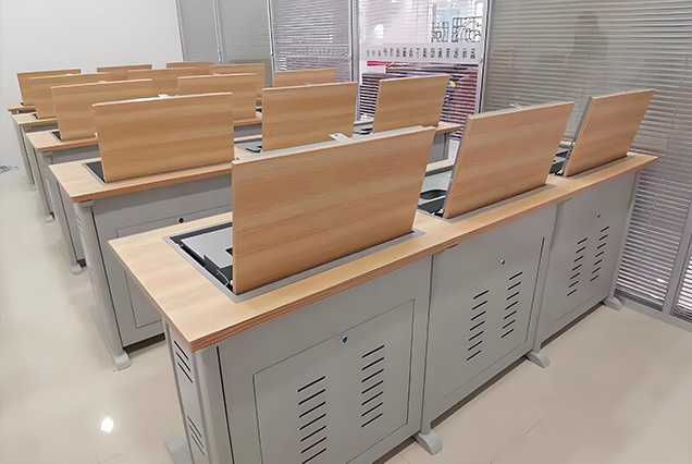 多媒体电教室-2